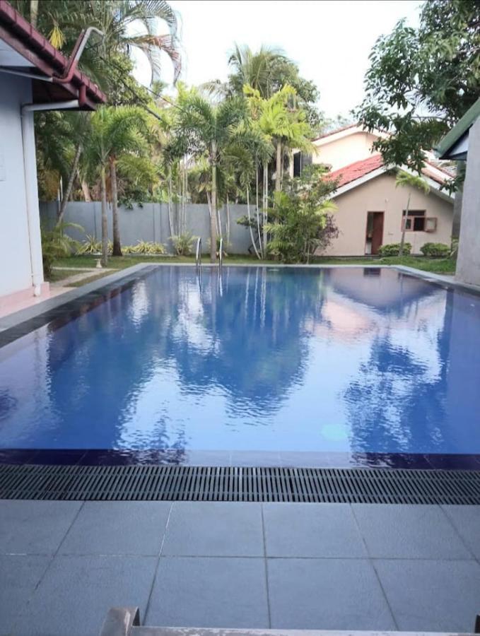 Blue Bell Hotel Negombo Eksteriør bilde