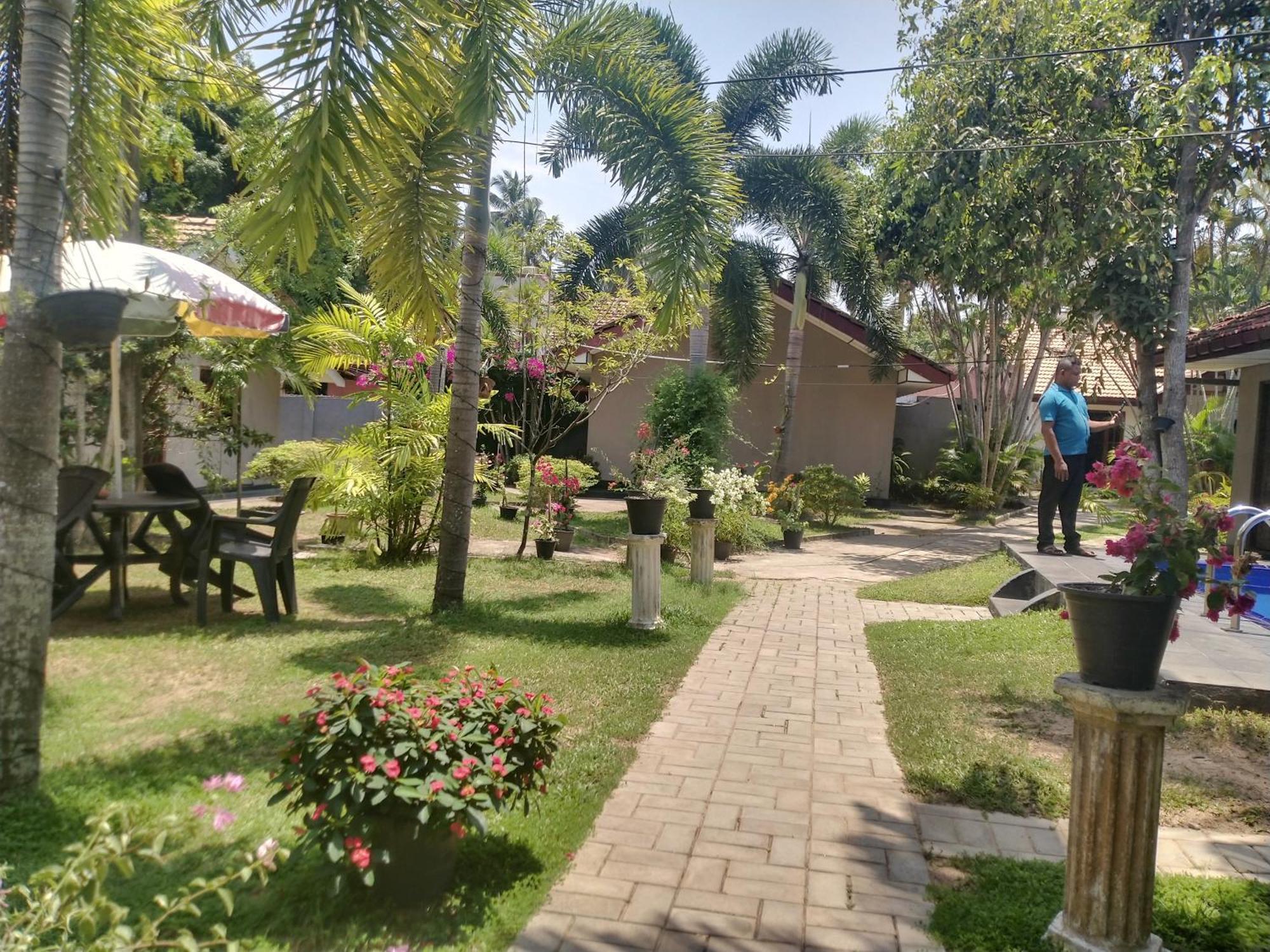 Blue Bell Hotel Negombo Eksteriør bilde